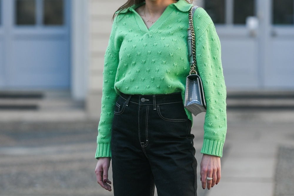What Color Shirt to Wear With Black Pants? - Karina Grimaldi