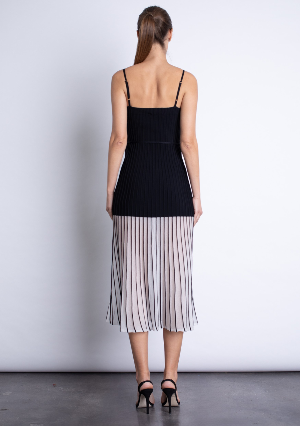  Moraima Knit Midi 